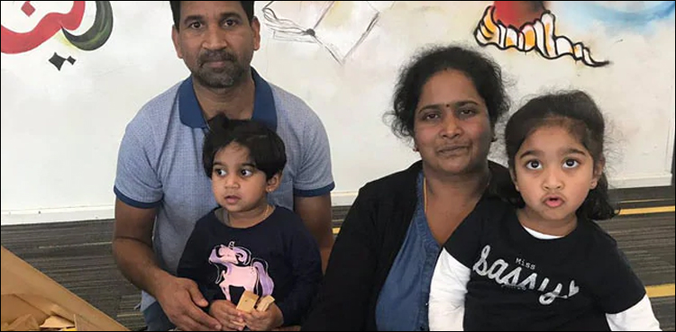 srilanka-tamil-family