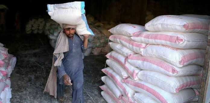 ’کراچی کی نصف فلور ملز میں گندم ختم، آٹے کی قلت پیدا ہوگئی‘
