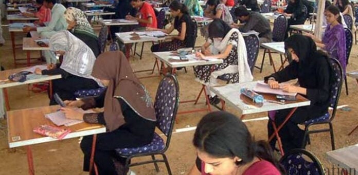 پنجاب حکومت نے کالجز اور یونیورسٹیز کی بندش سے متعلق اعلان کر دیا