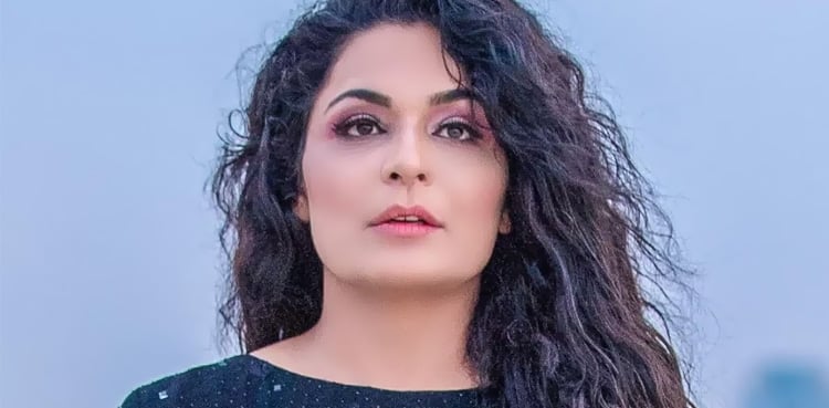 اداکارہ میرا کے والد کو دل کا دورہ، اسپتال منتقل