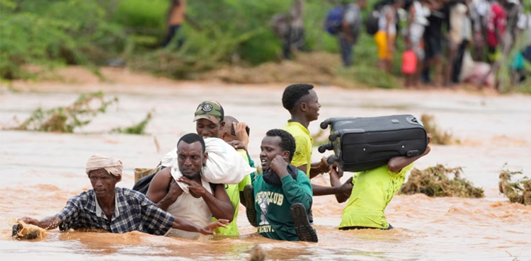 Las Inundaciones En Kenia Matan A 70 Personas Y Dejan A Miles Sin Hogar