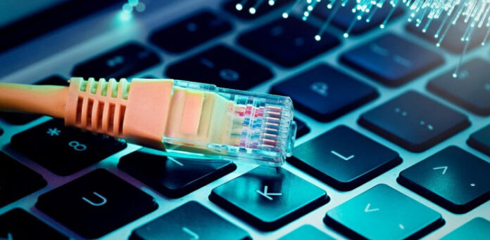 چین دنیا کا تیز ترین انٹرنیٹ لے آیا، 1 سیکنڈ میں 150 فلمیں ڈاؤن لوڈ کرنا ممکن