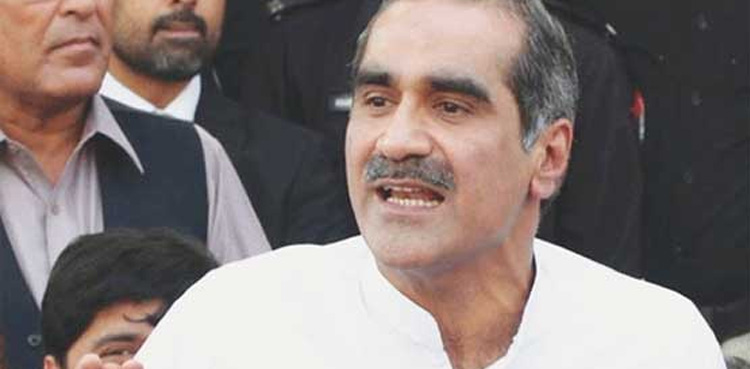 پیٹرول کی قیمتوں میں اضافے نے لوگوں کی چیخیں نکال دیں، لوگ کیسے گزارا کریں گے، خواجہ سعد رفیق کی حکومت پر تنقید