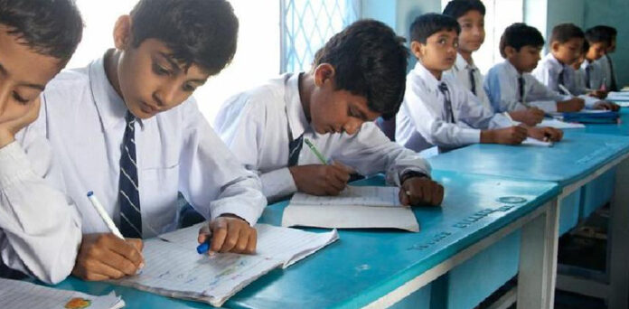 پنجاب بجٹ 25-2024: شعبہ تعلیم کیلیے کتنی رقم مختص کی گئی؟