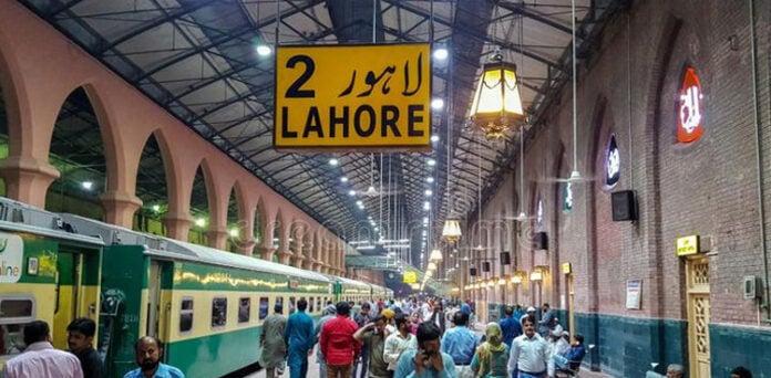 لاہور ریلوے اسٹیشن پر عوام کیلیے بڑی سہولت کا آغاز