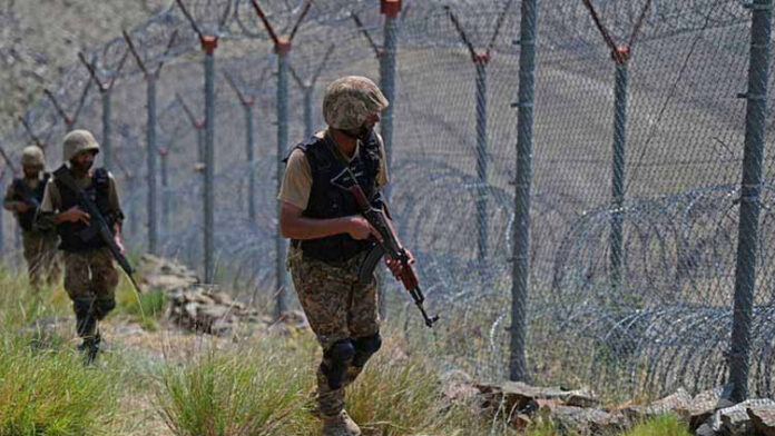 افغانستان ایک دوست برادر ملک: فضائی حملوں کا ہدف ٹی ٹی پی خوارج تھے