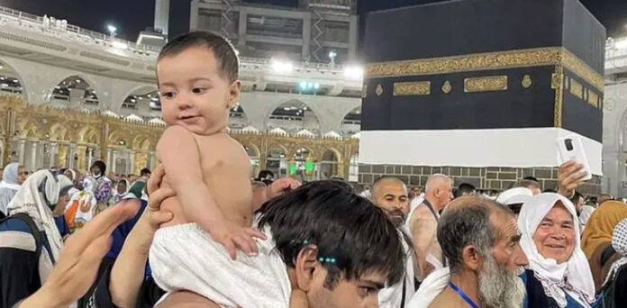 سعودی عرب: بچوں کو حج پر لے جانے پر عائد پابندی تاحال برقرار