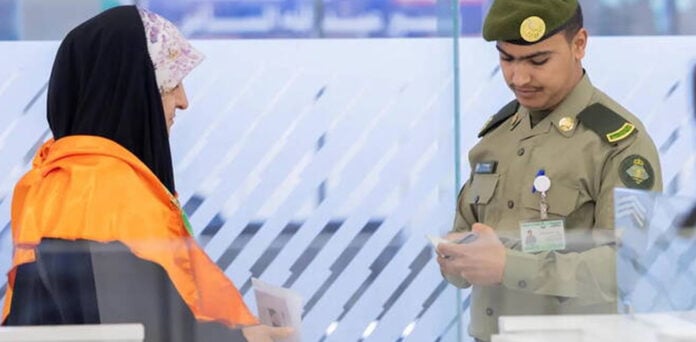 سعودی عرب: عراقی اور برونائی کے عازمینِ حج کی آمد شروع