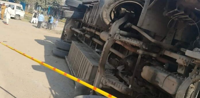 سبی : مسافر بس