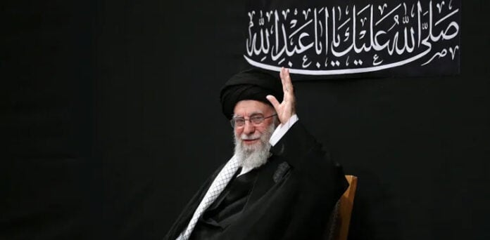 ایرانی سپریم لیڈر آیت اللہ خامنی ای اسرائیل کیساتھ جنگ کے بعد پہلی بار منظر عام پر