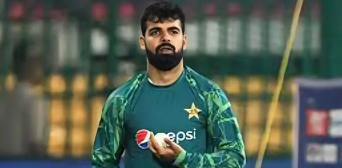 شاداب خان کندھے کی تکلیف میں مبتلا ہوگئے، سرجری تجویز