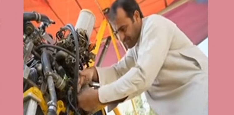 ہزاروں فٹ بلند پرواز، کباڑ سے تیار پیرا گلائیڈر کی حیرت انگیز ویڈیو