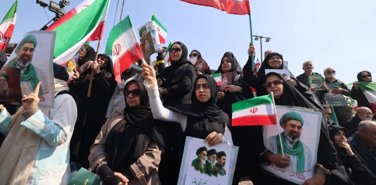 ممکنہ امن معاہدہ: ایران نے جنگی نقصانات کے معاوضے اور پابندیوں کے خاتمے کی شرط رکھ دی