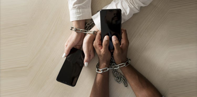 اسمارٹ فون کی لت سے نجات ممکن؟ صرف 30 منٹ میں!