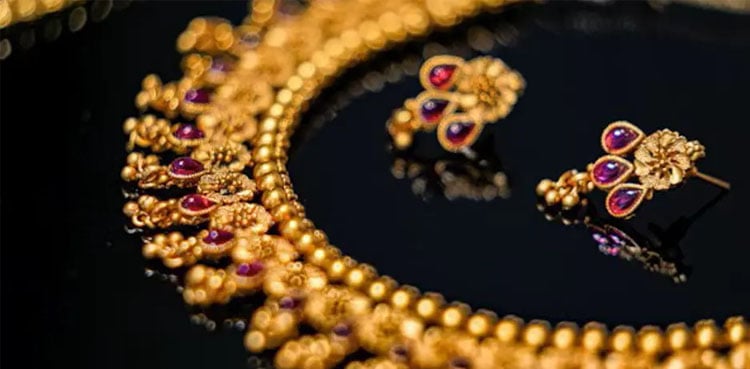 سونے اور چاندی کی قیمتوں میں مزید کمی