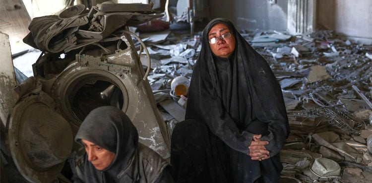 ایران پر امریکی و اسرائیلی بمباری، 10 نرسز شہید