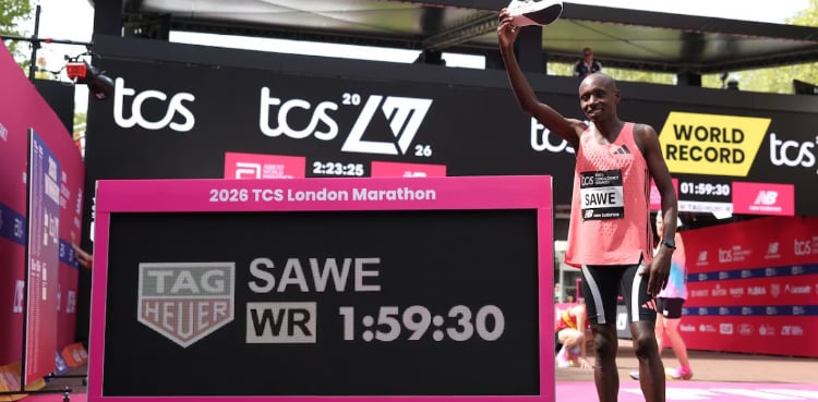 لندن میراتھون میں ایتھلیٹس نے نئی تاریخ رقم کردی