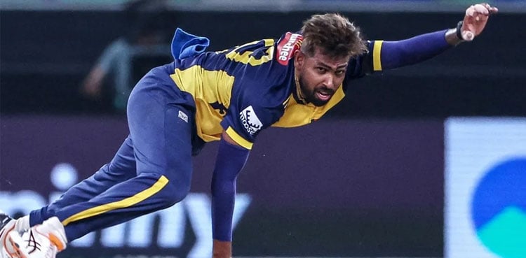 سری لنکن فاسٹ بولر نے کرکٹ بورڈ سے معافی مانگ لی