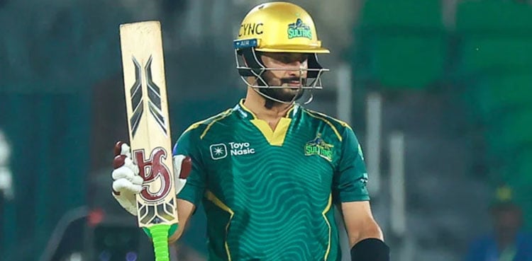 صاحبزادہ فرحان نے پی ایس ایل 11 کی پہلی سینچری جڑ دی