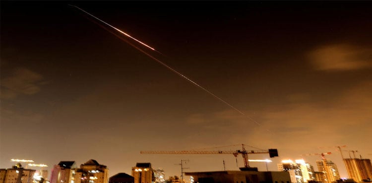 93 ویں لہر: ایرانی فوج کے اسرائیل اور 3 ریاستوں میں قائم امریکی فوجی اڈوں پر تازہ حملے