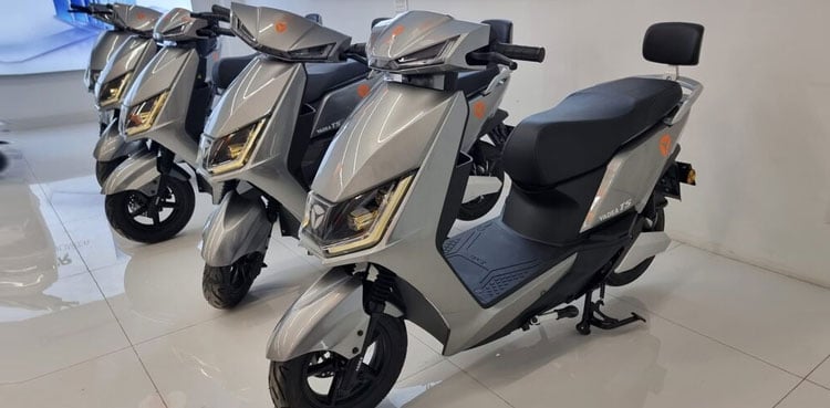 آسان اقساط پر ای بائیکس! سرکاری ملازمین کے لیے بڑی خوشخبری آگئی