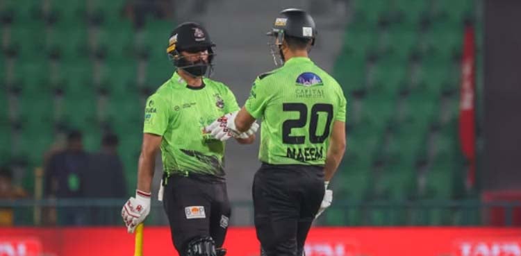 پی ایس ایل 11 میں پشاور زلمی کی پہلی شکست، قلندرز نے 6 وکٹوں سے ہرا دیا