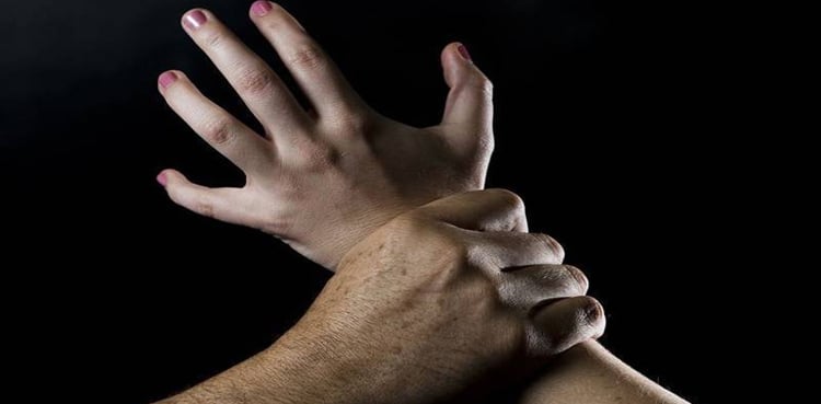 فیصل آباد : 16سالہ کینسر کی مریضہ سے اجتماعی عصمت دری