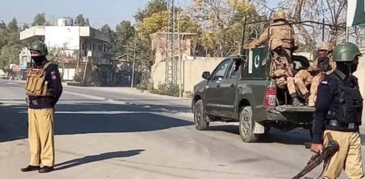 فوج، پولیس اور سی ٹی ڈی کے مشترکہ آپریشن میں 16 خوارجی جہنم واصل، 2 پولیس اہلکار شہید