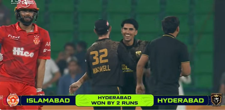 حیدرآباد کنگز مین پی ایس ایل 11 کے فائنل میں پہنچ گئی، آخری اوور کے سنسنی خیز مناظر