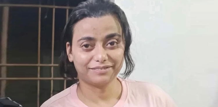 مریم نواز کا بڑا ایکشن!‌ انمول پنکی کو مبینہ رشوت کے عوض اشتہاری قرار نہ دینے والے تمام تفتیشی افسران کی شامت آگئی