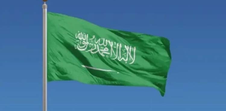 سعودی عرب کے پرنس سلطان ایئربیس پر حملے کی خبریں ب