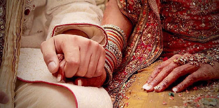 کراچی: اورنگی ٹاؤن میں گھر سے شوہر کی لاش ملنے کا 