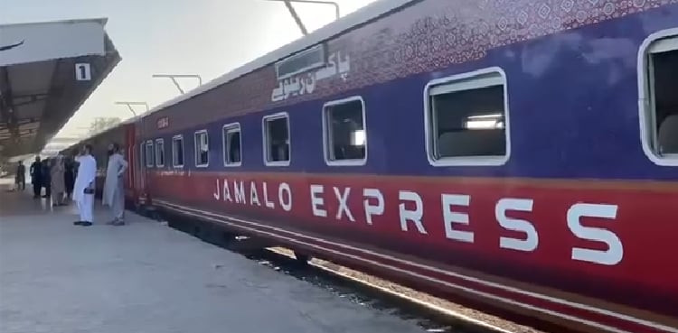 سکھر اور روہڑی کے شہریوں کیلیے خوشخبری، ہوجمالو ٹرین جلد چلن