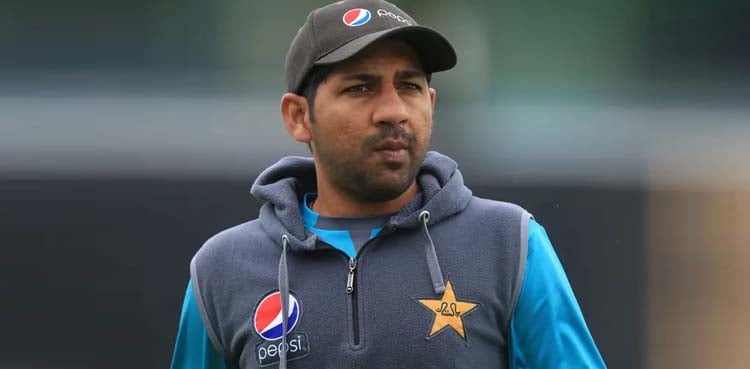 سرفراز احمد کی جگہ سابق کپتان کو ہیڈ کوچ بنائے جانے کا امکان