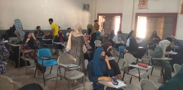وفاقی اردو یونیورسٹی میں اساتذہ کا بائیکاٹ ناکام ، سمسٹر امت