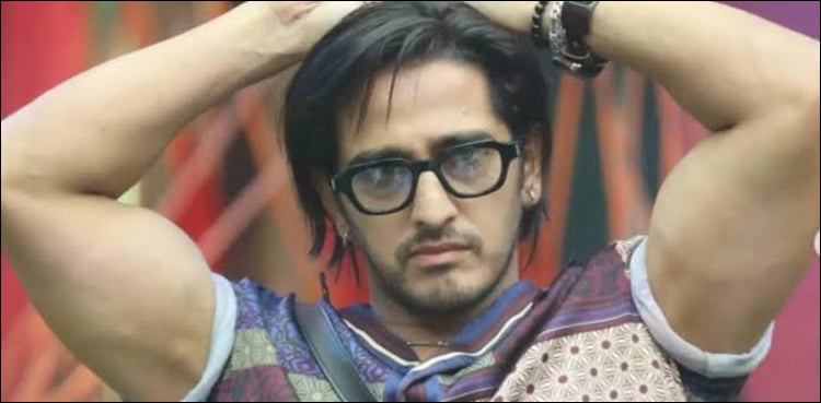 قاضی توقیر کے ستارے چمک اٹھے، ساجد خان کی جانب سے گانوں کی پیشکش